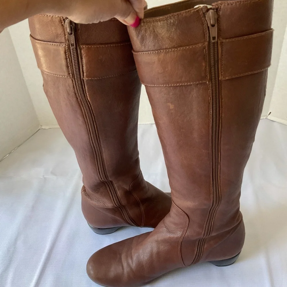 Vintage Stuart Weitzman Leather Riding Buckle Boots